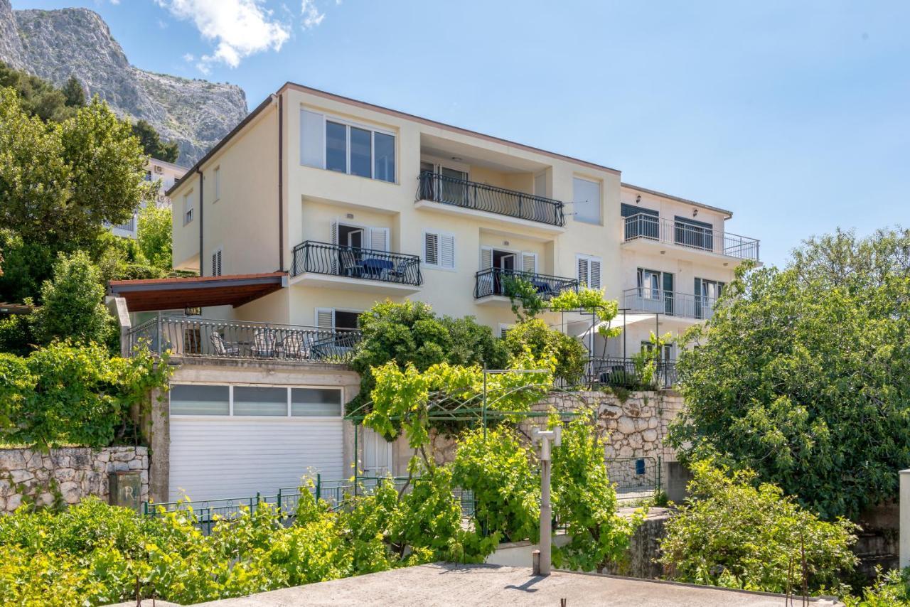Apartmani Mirta Omis A Ngoại thất bức ảnh