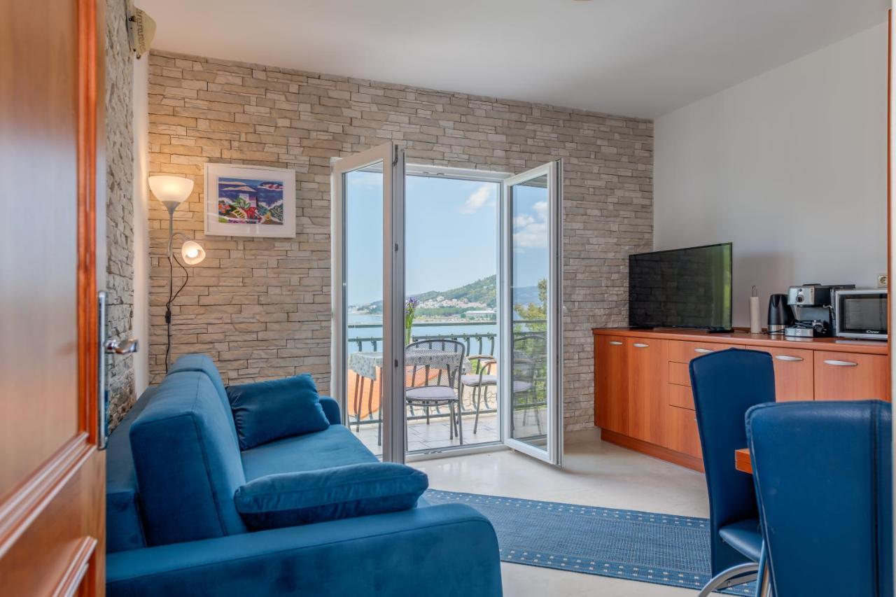 Apartmani Mirta Omis A Ngoại thất bức ảnh